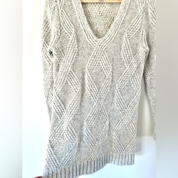 PURE Collection Cable‎ Knit V-Neck Wool & Alpaca Blend Sweater Size 2 - Picture 3 of 11